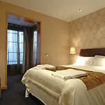 Casa Boutique بيت ضيافة برشلونة